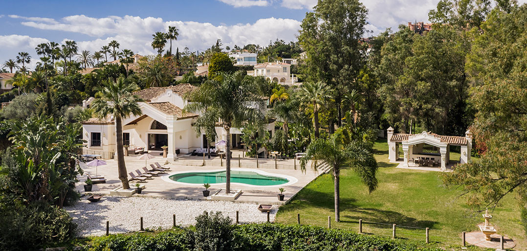 Huis te koop in Nueva Andalucía | 6 slaapkamers H4439494
