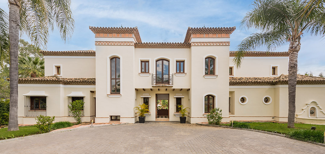 Huis te koop in Nueva Andalucía | 6 slaapkamers H4439494