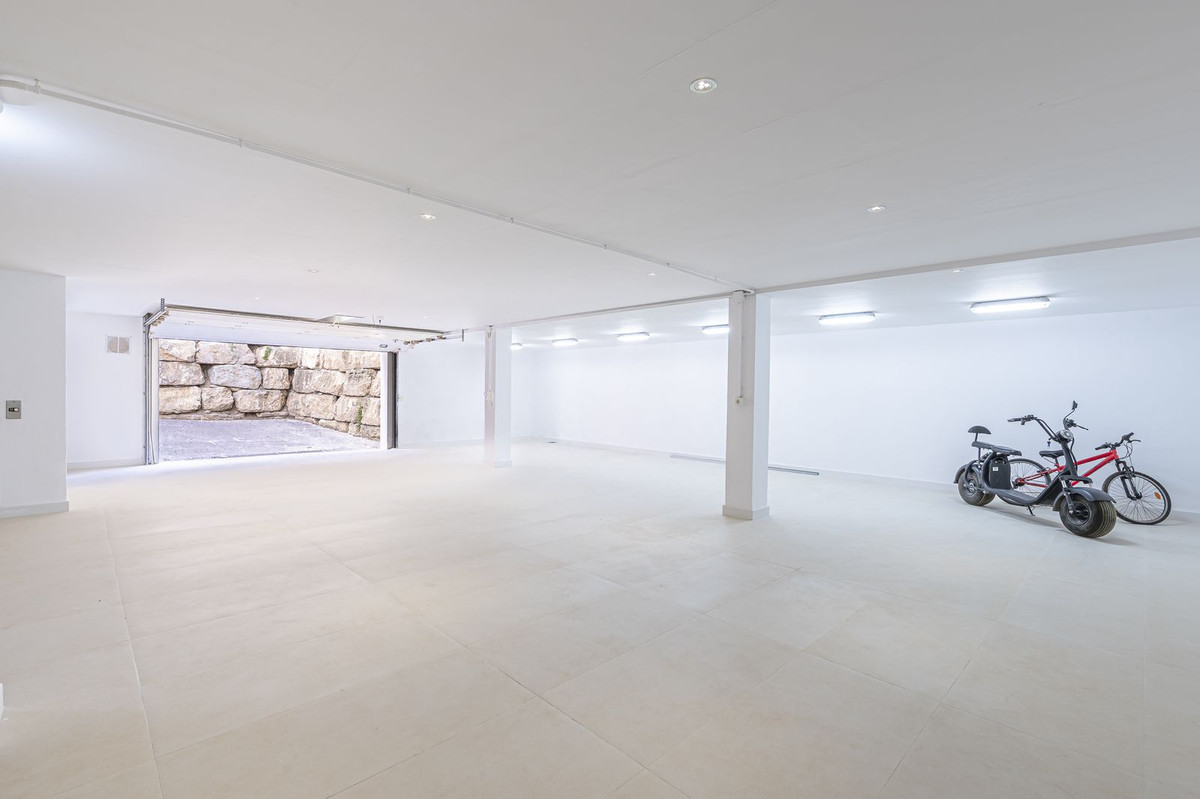 Property main view 44