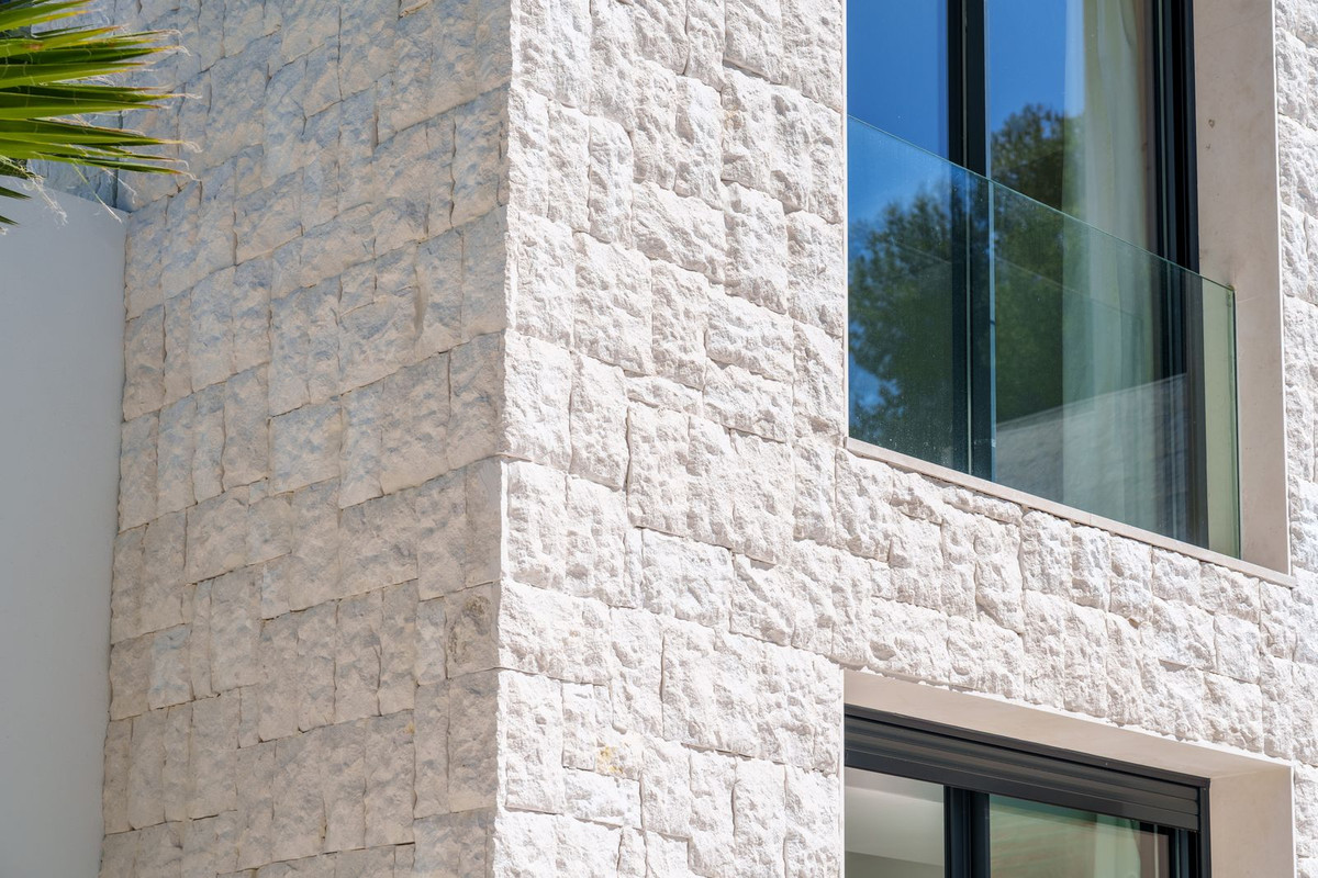 Property main view 43