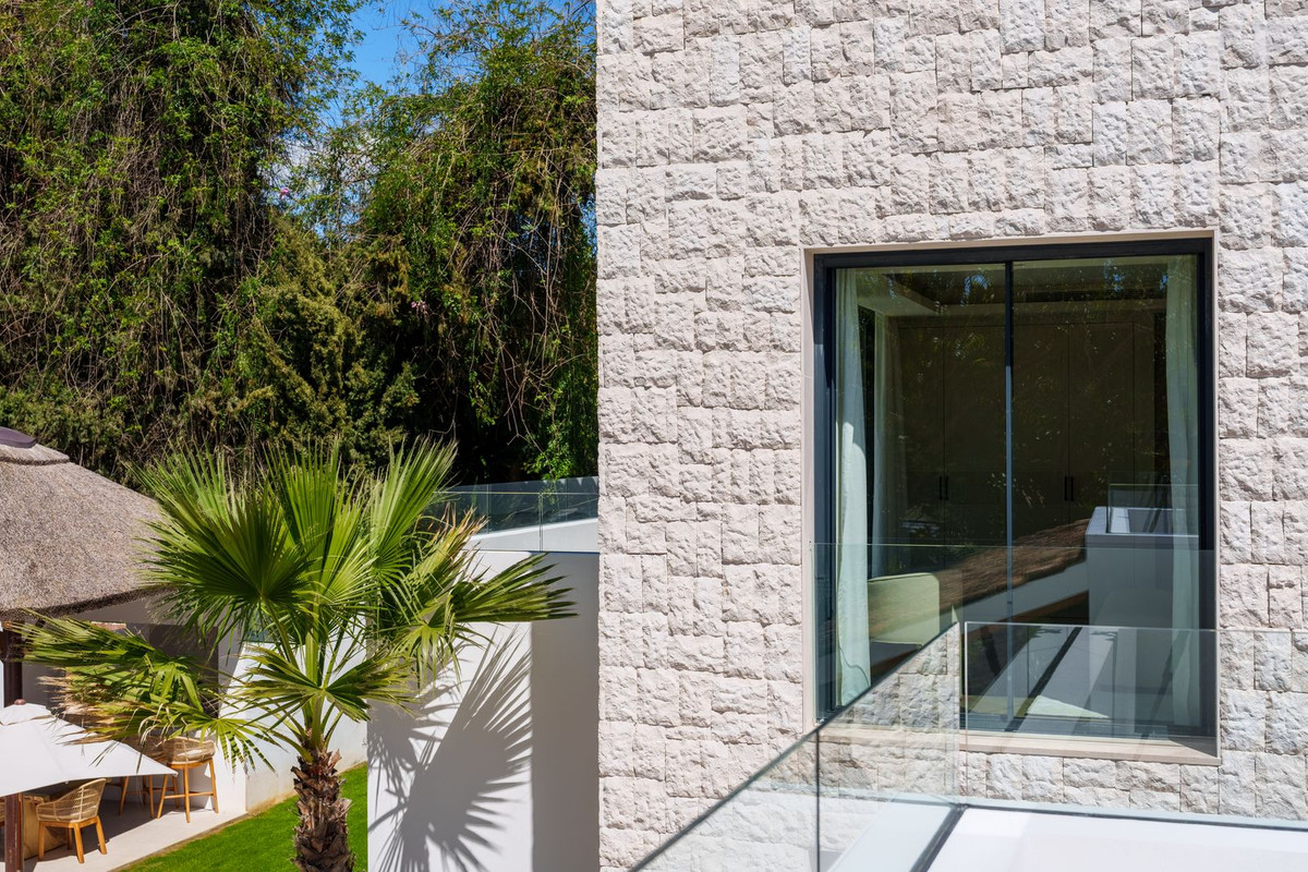 Property main view 50