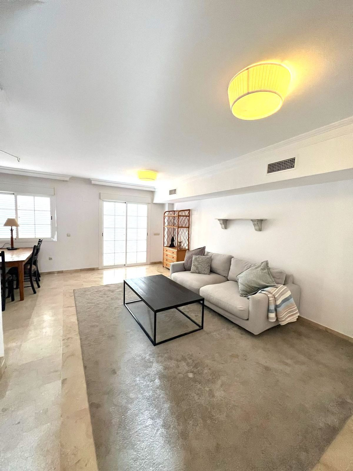 House te koop in Nueva Andalucía | 3 slaapkamers H4749211