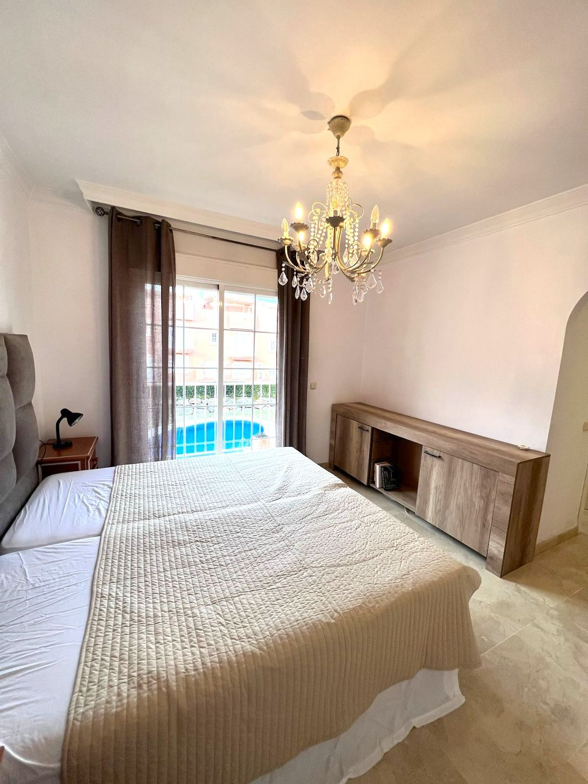 House te koop in Nueva Andalucía | 3 slaapkamers H4749211