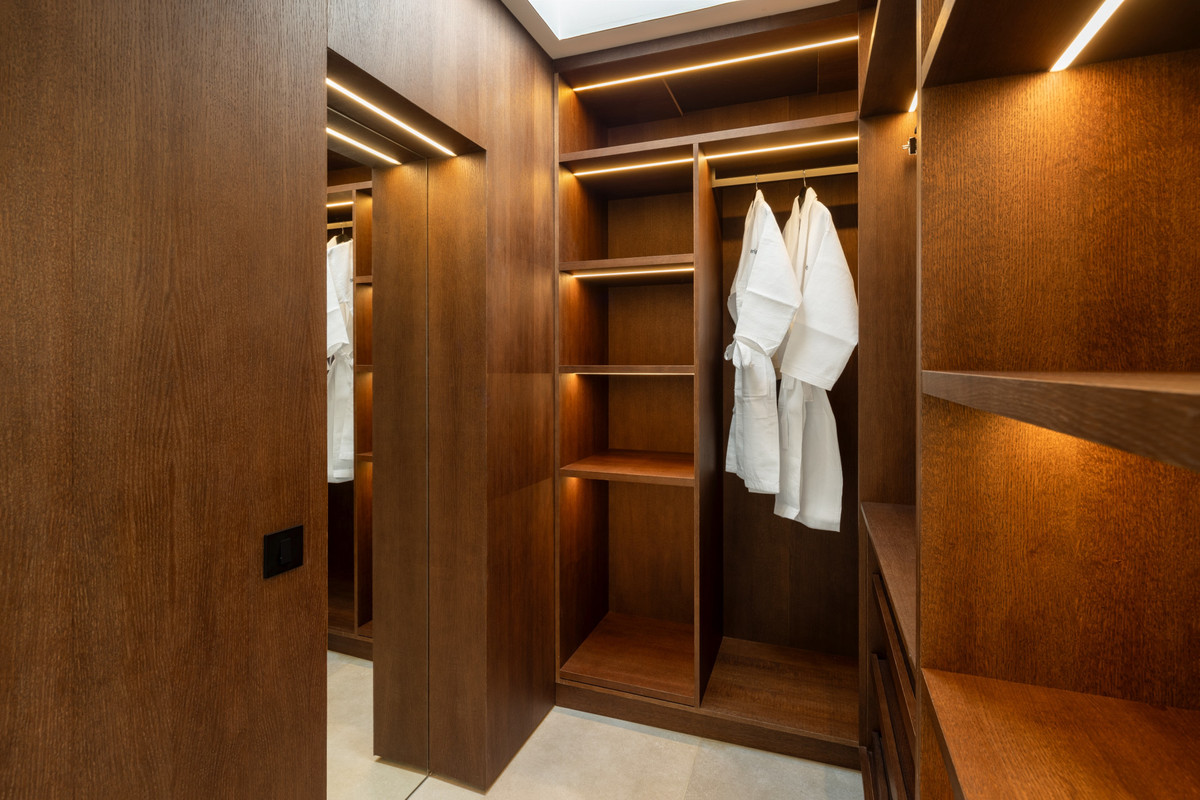 Huis te koop in Nueva Andalucía | 5 slaapkamers H4802620