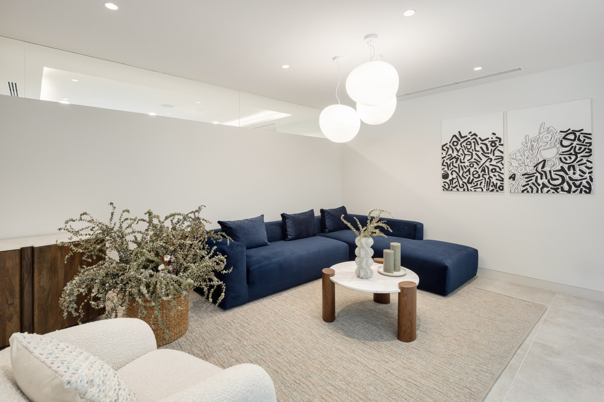 Huis te koop in Nueva Andalucía | 5 slaapkamers H4802620