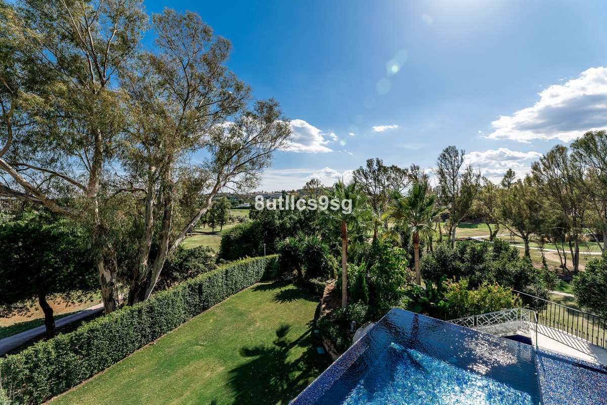 Huis te koop in Nueva Andalucía | 5 slaapkamers H4838200