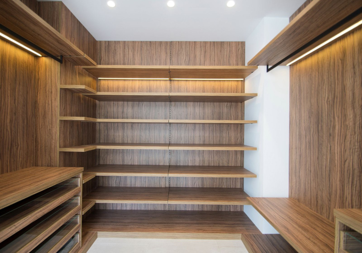 Huis te koop in Nueva Andalucía | 5 slaapkamers H4846231