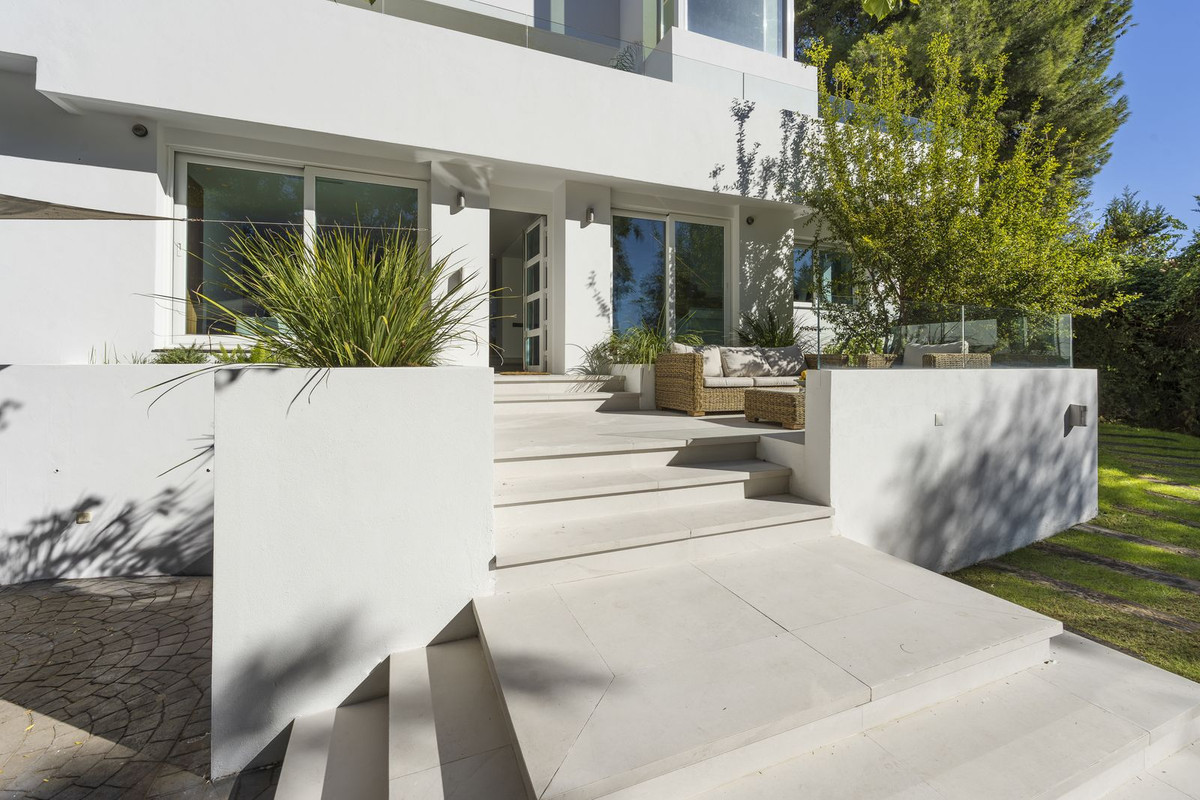 Property main view 42