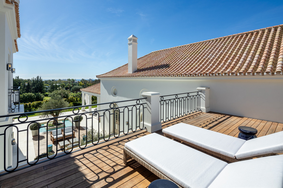 Huis te koop in Nueva Andalucía | 6 slaapkamers H4896823