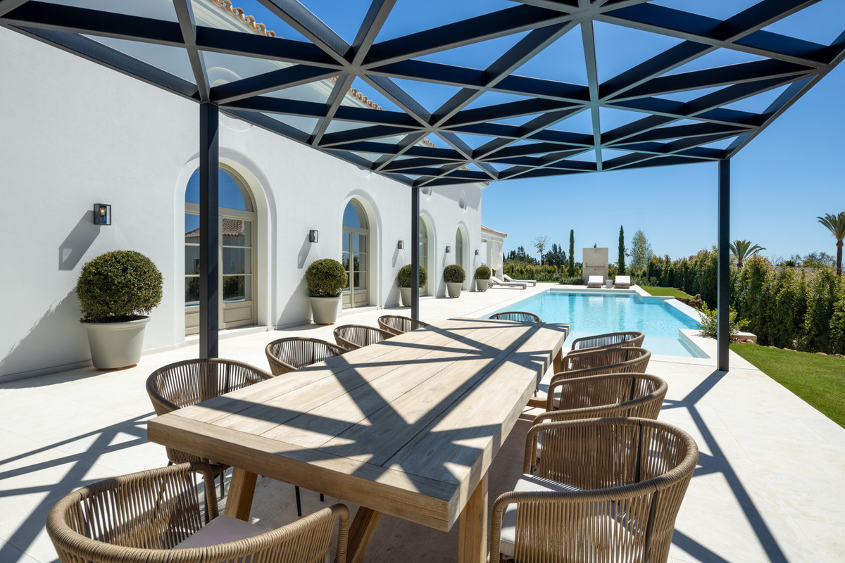 Huis te koop in Nueva Andalucía | 6 slaapkamers H4896823