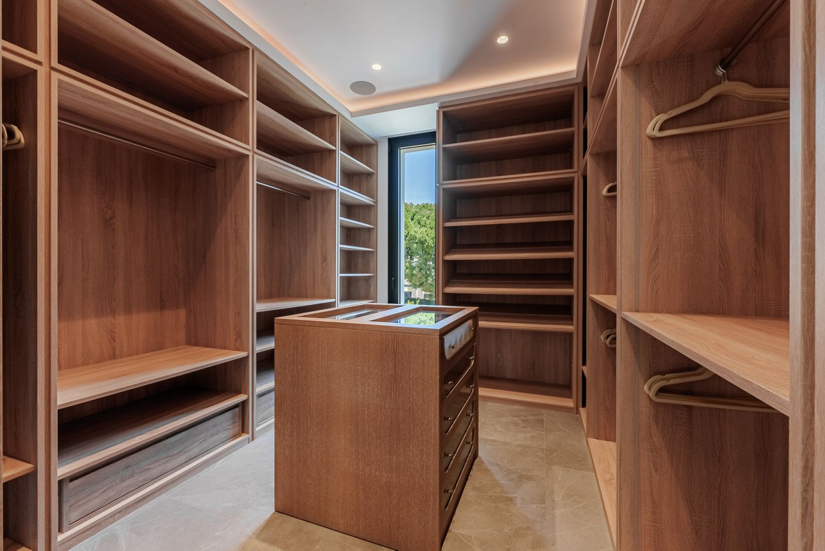 Property main view 38