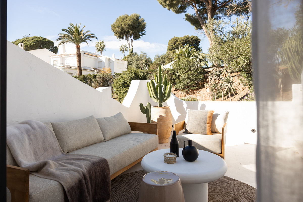 Huis te koop in Nueva Andalucía | 5 slaapkamers H4917565