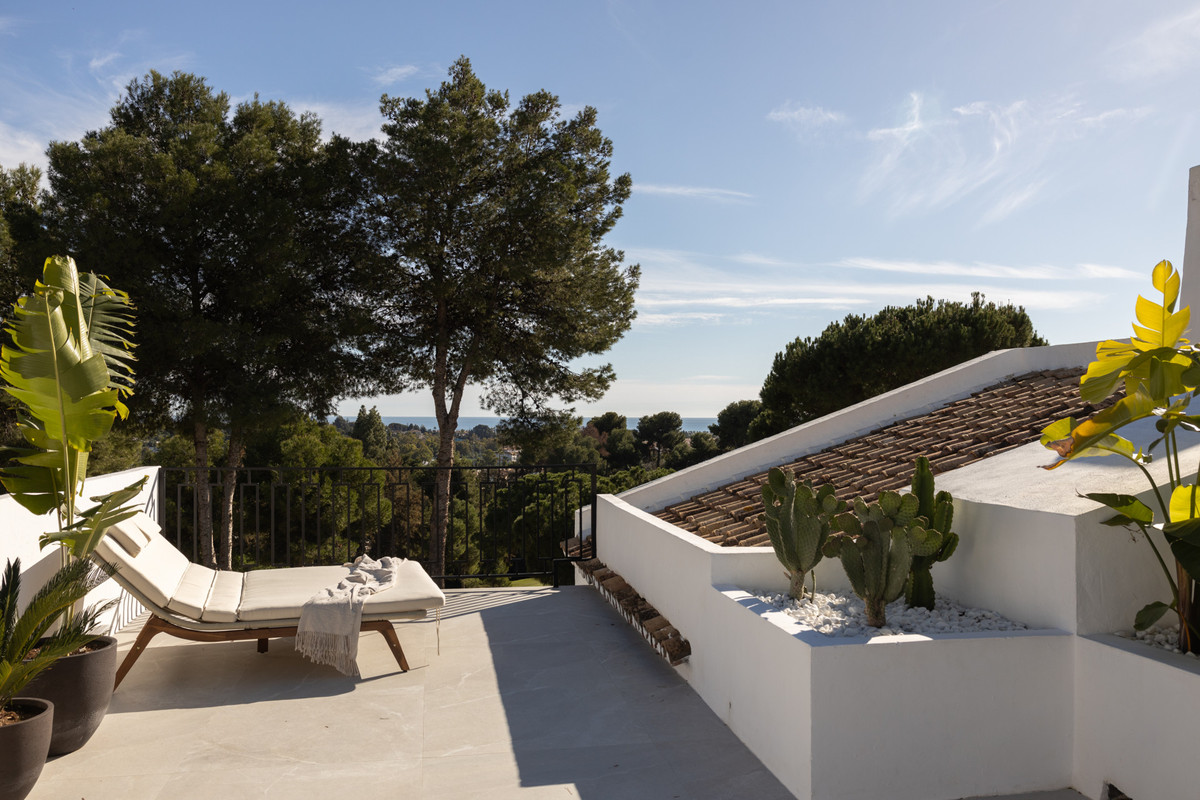 Huis te koop in Nueva Andalucía | 5 slaapkamers H4917565