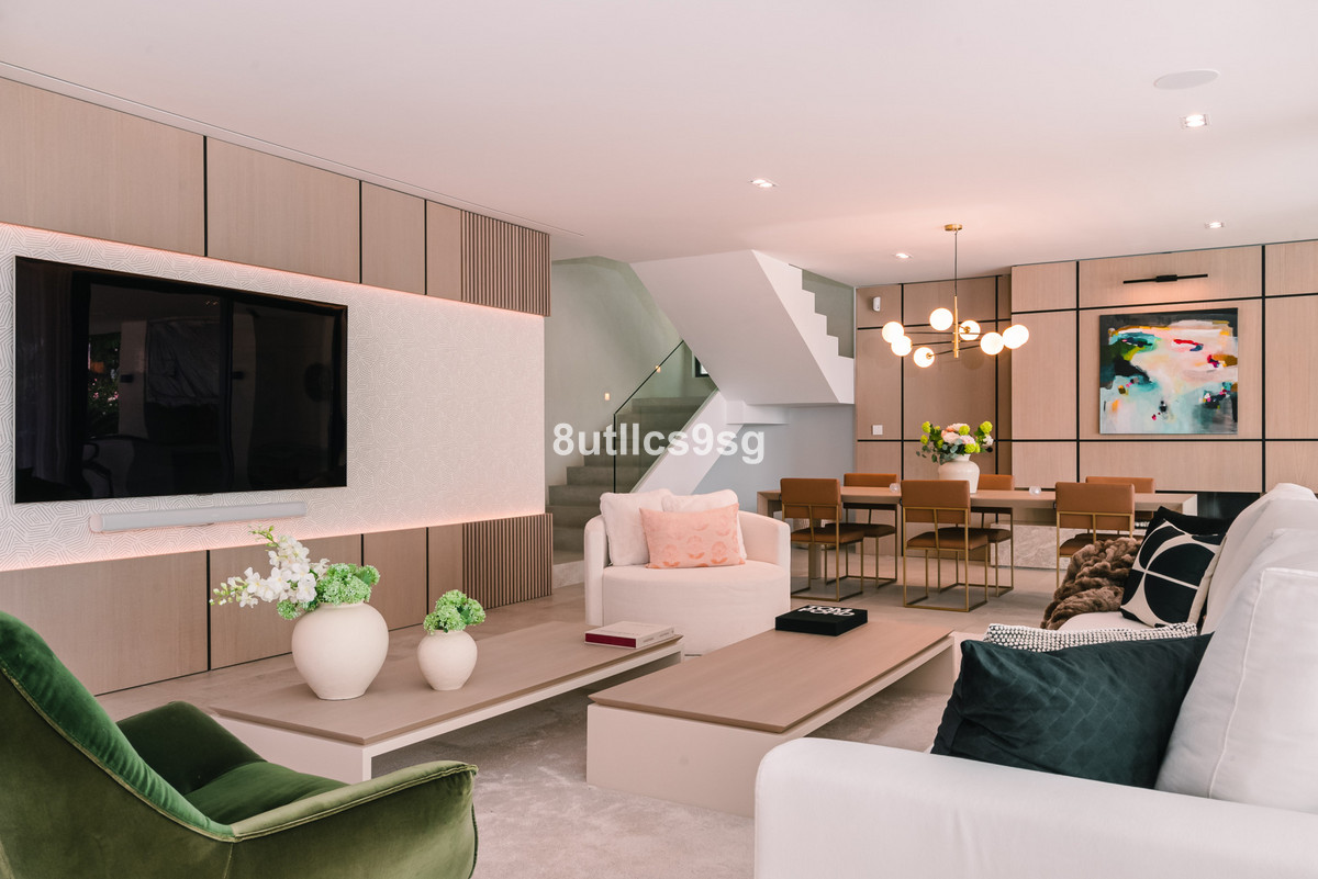 Huis te koop in Nueva Andalucía | 5 slaapkamers H4922260