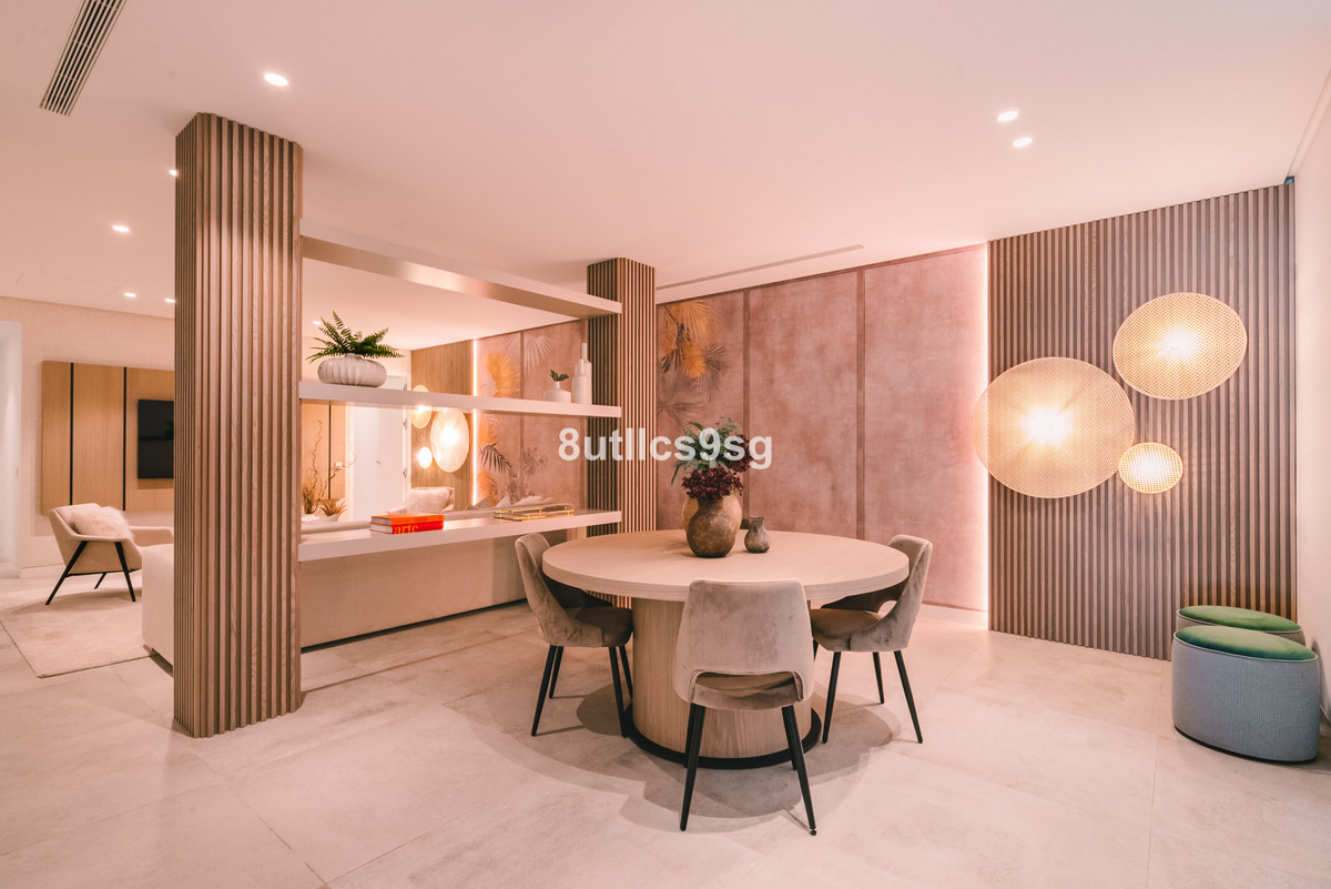 Huis te koop in Nueva Andalucía | 5 slaapkamers H4922260