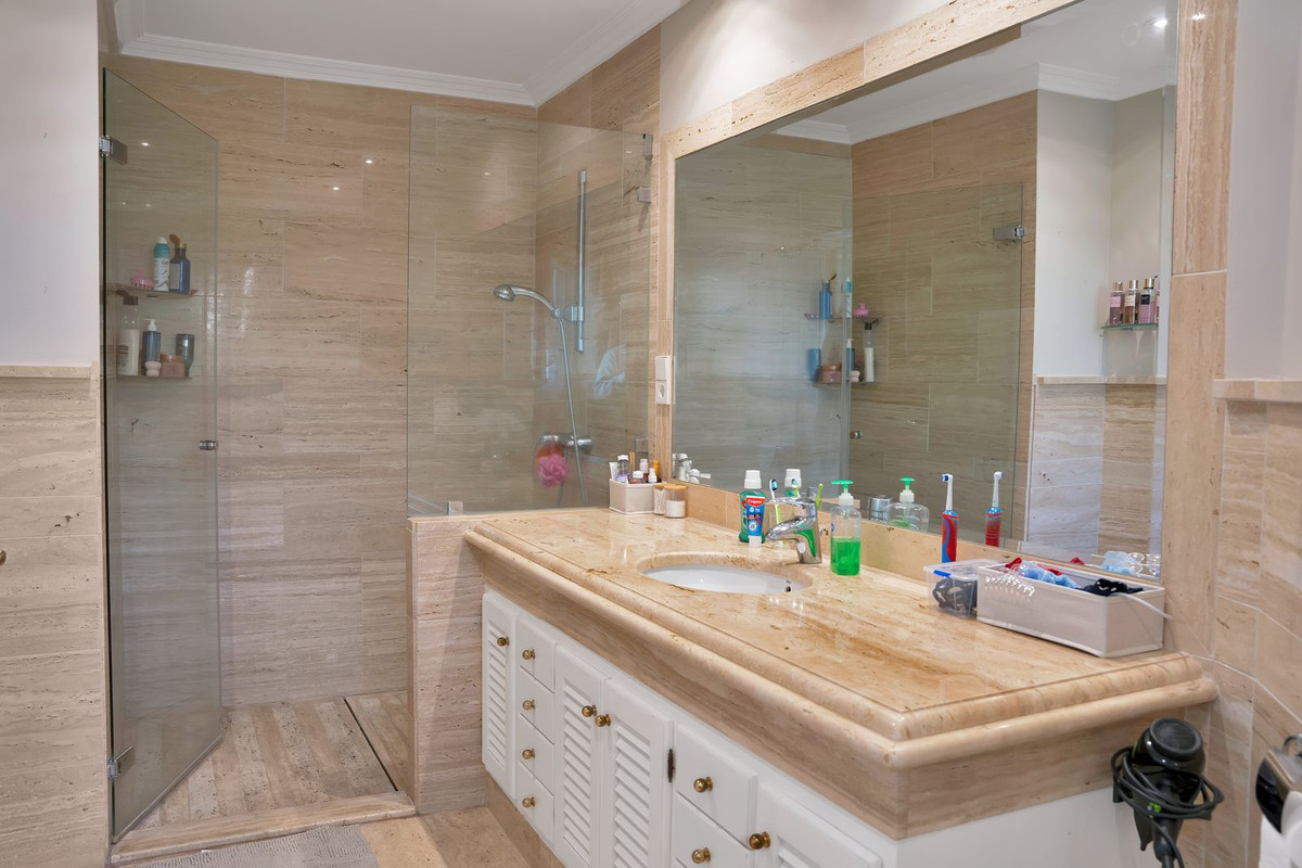 Property main view 40