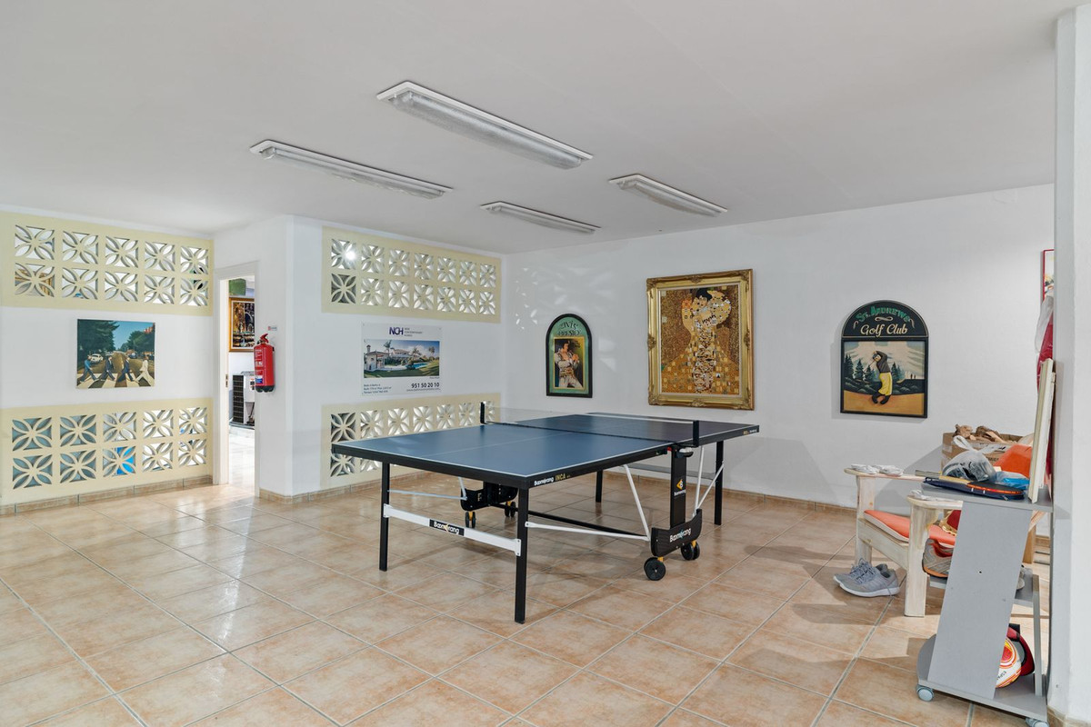 Huis te koop in Nueva Andalucía | 6 slaapkamers H4986700