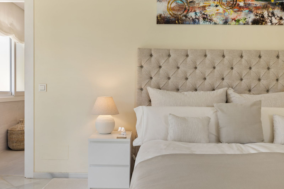 Huis te koop in Nueva Andalucía | 6 slaapkamers H4986700