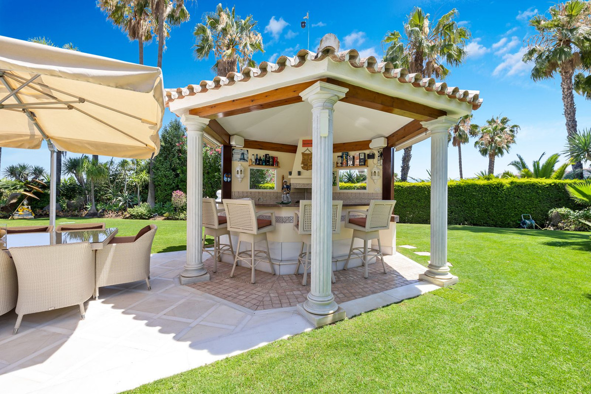 Huis te koop in Nueva Andalucía | 6 slaapkamers H4986700