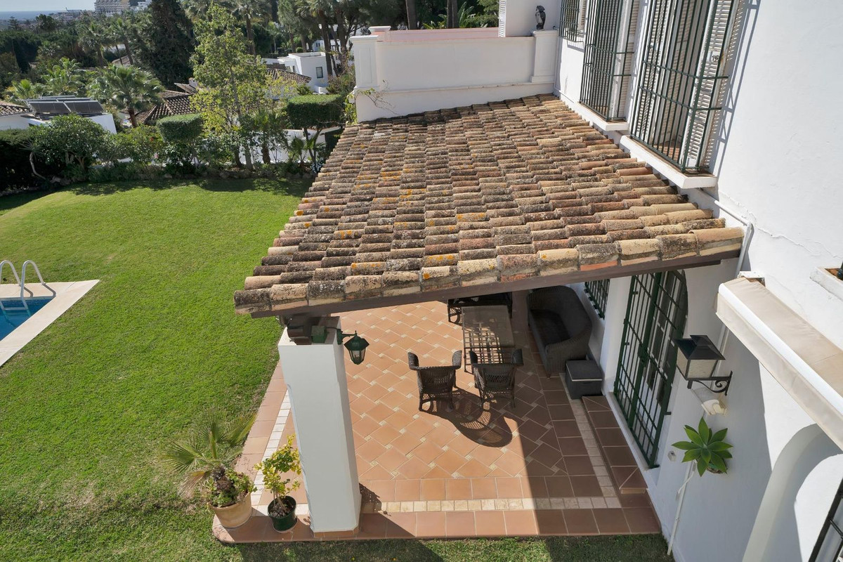Huis te koop in Las Brisas | 6 slaapkamers H4993696