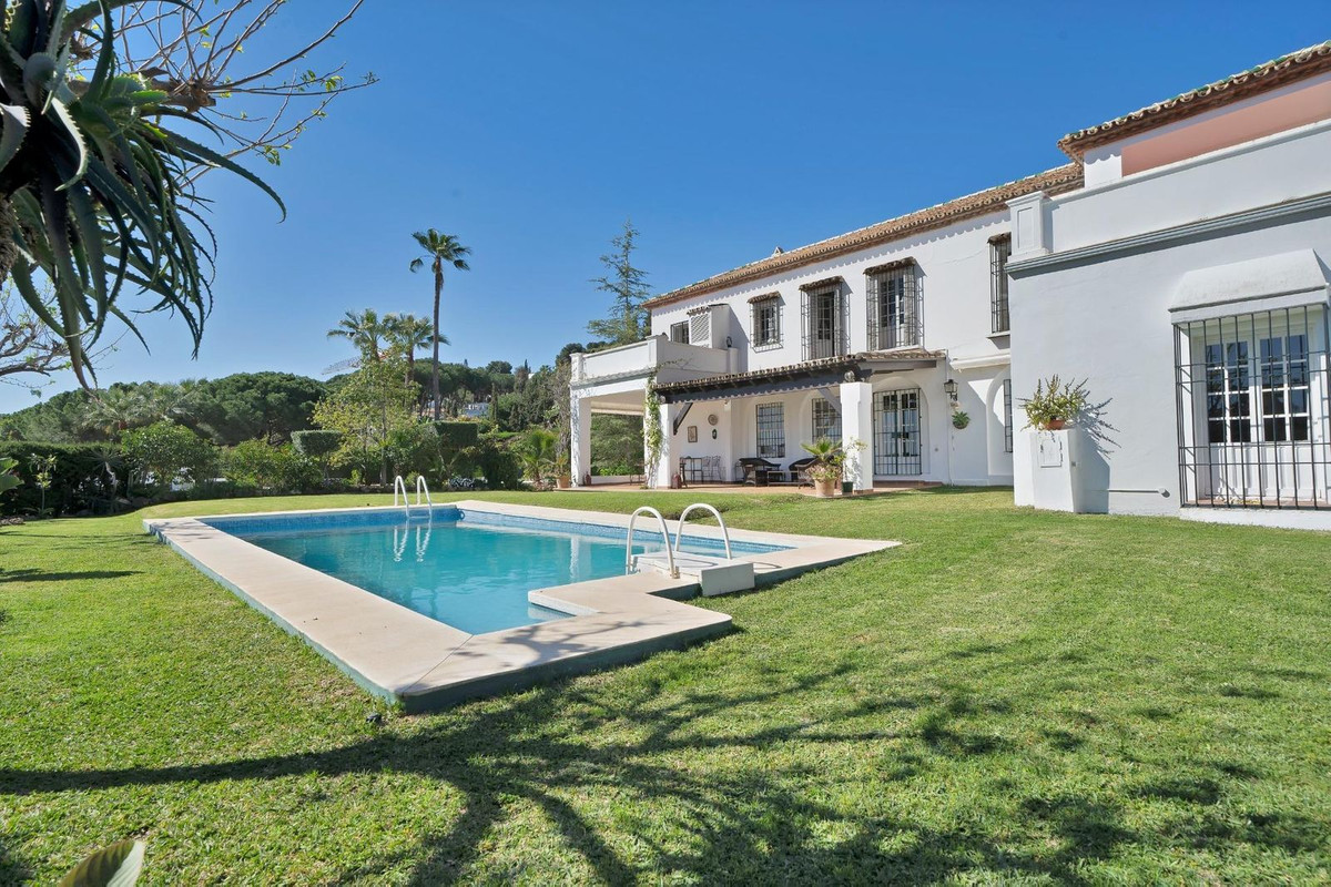 Huis te koop in Las Brisas | 6 slaapkamers H4993696