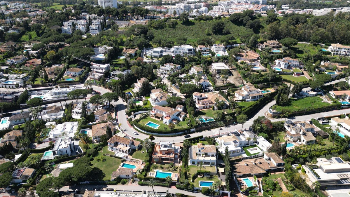 Huis te koop in Las Brisas | 6 slaapkamers H4993696