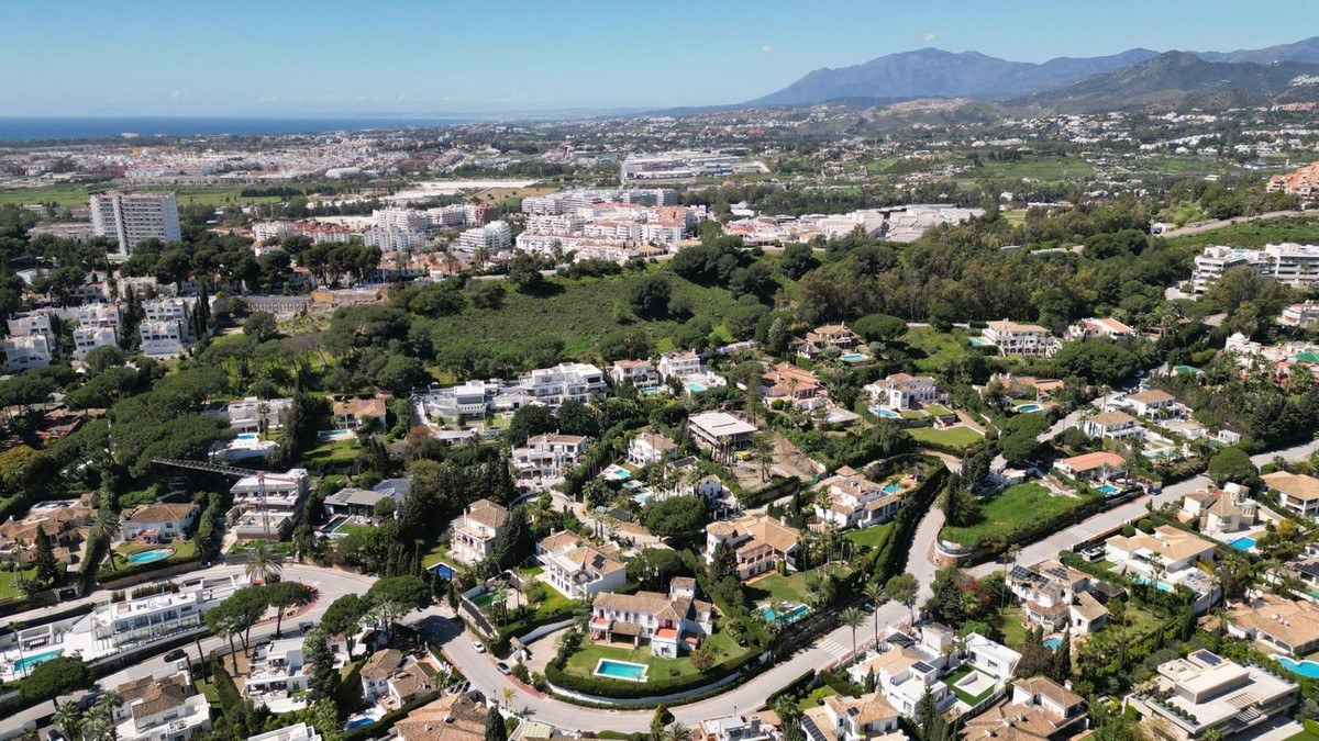 Huis te koop in Las Brisas | 6 slaapkamers H4993696