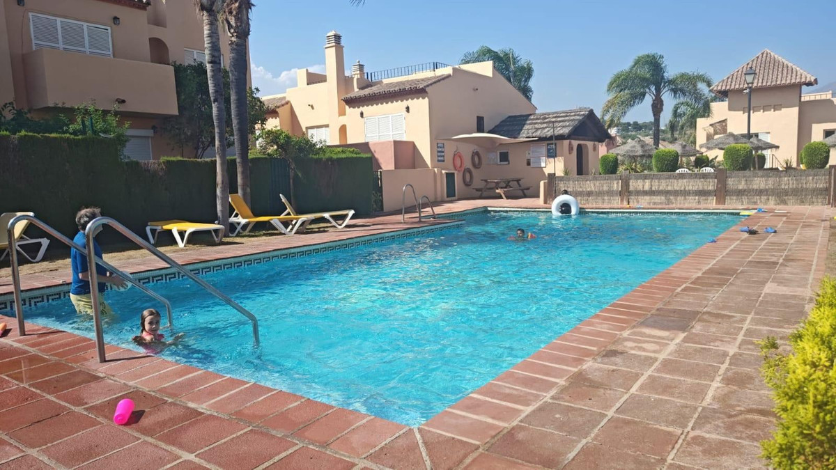Semi-Vrijstaande Villa in Nueva Andalucía-7