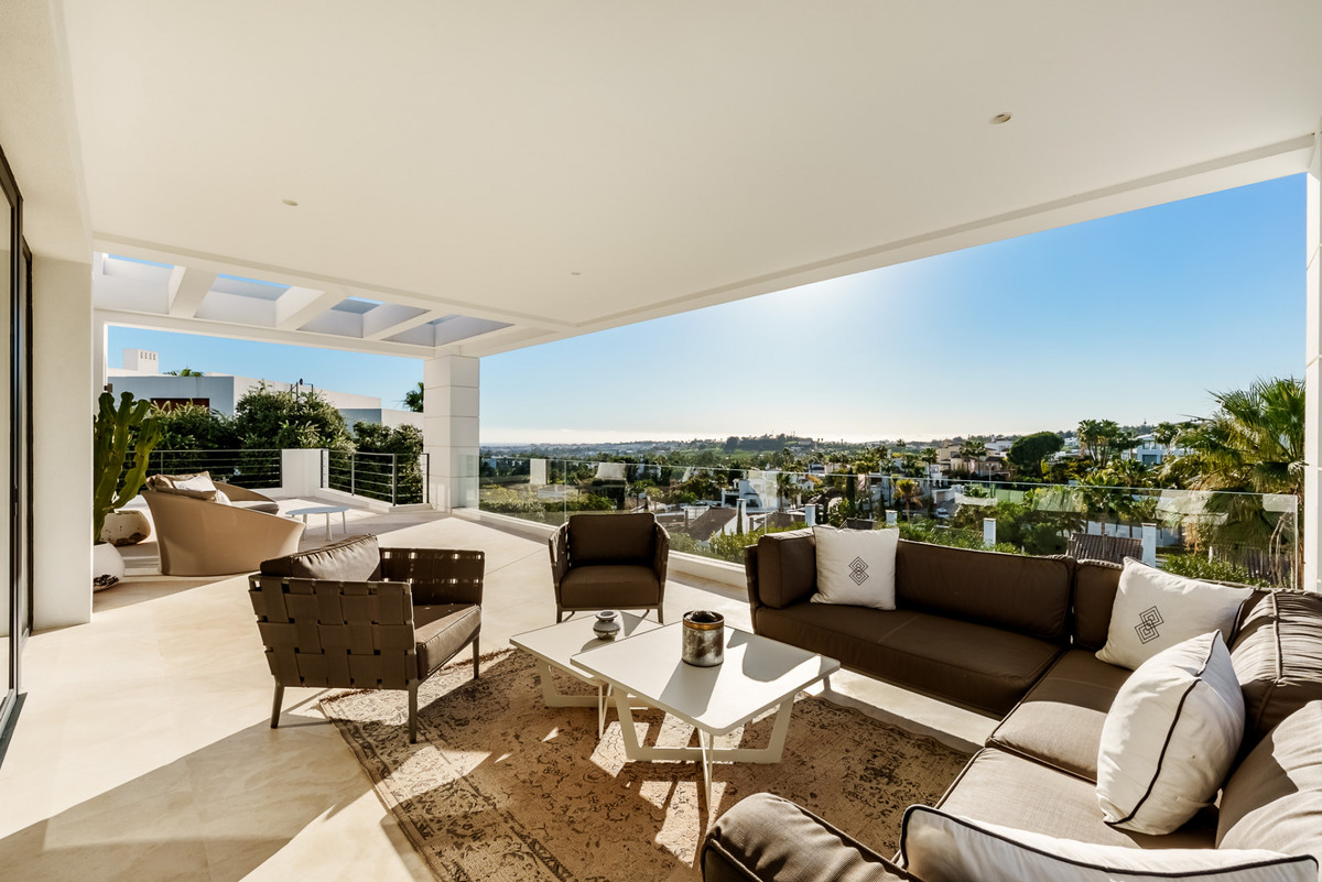 Huis te koop in Nueva Andalucía | 7 slaapkamers H5012347