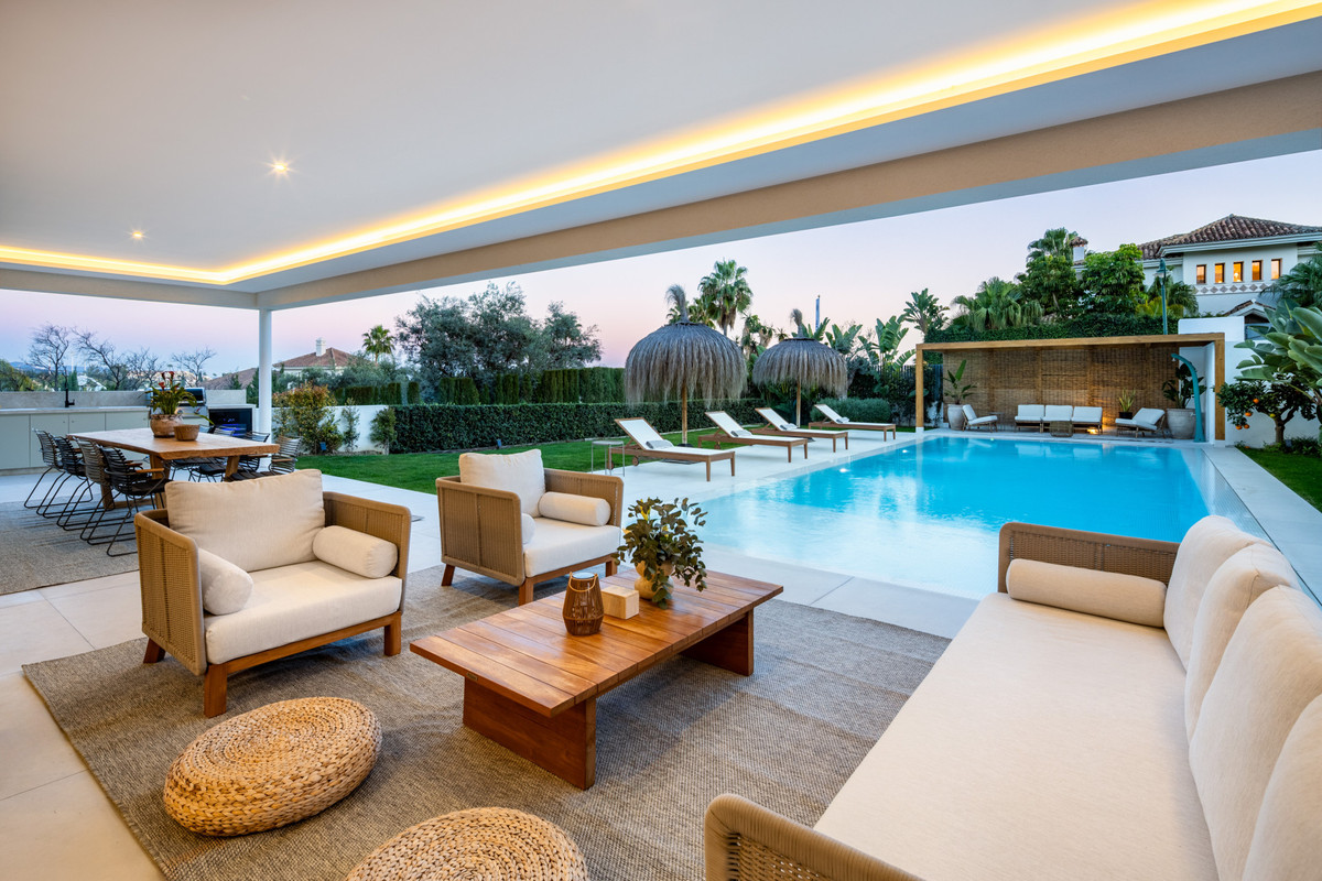 Huis te koop in Nueva Andalucía | 5 slaapkamers H5016547