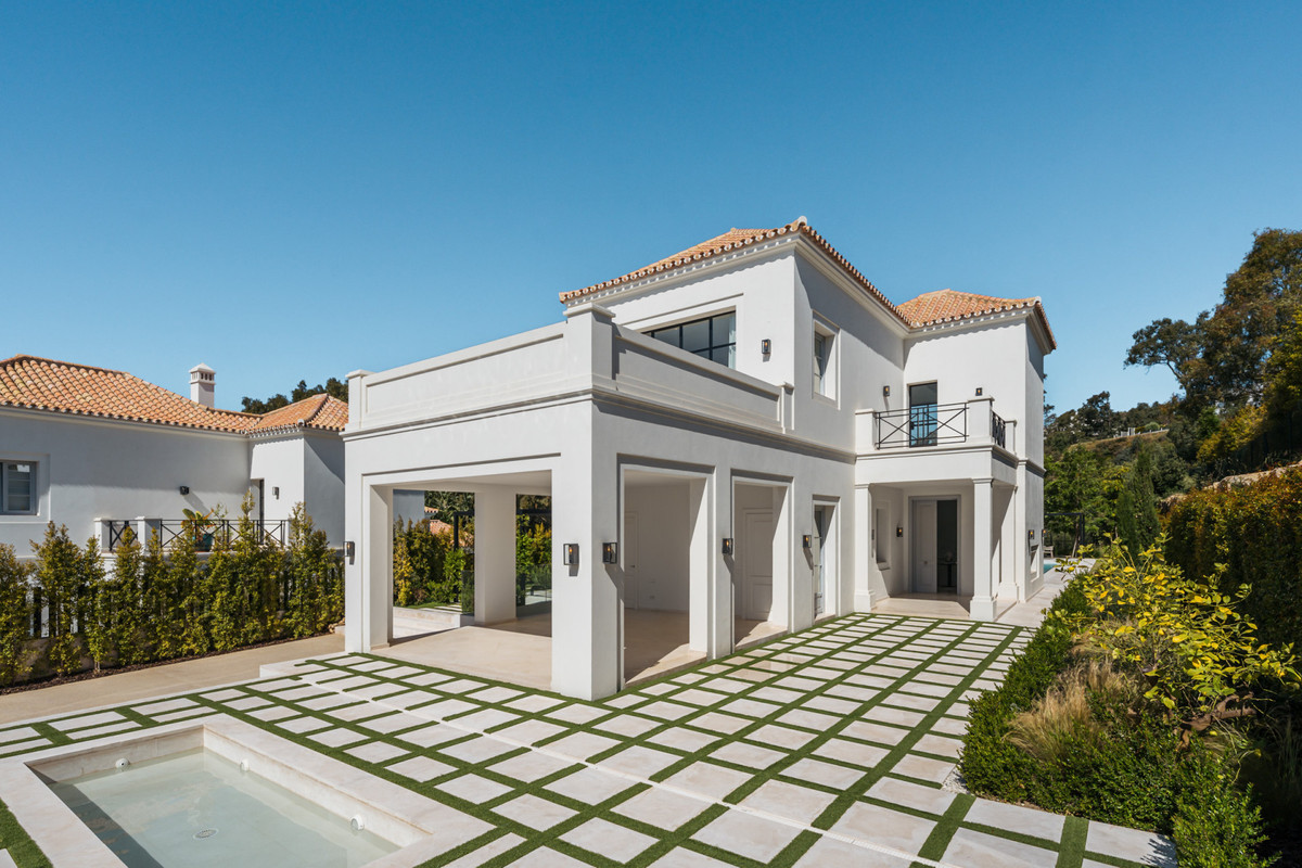 Huis te koop in Nueva Andalucía | 4 slaapkamers H5023585