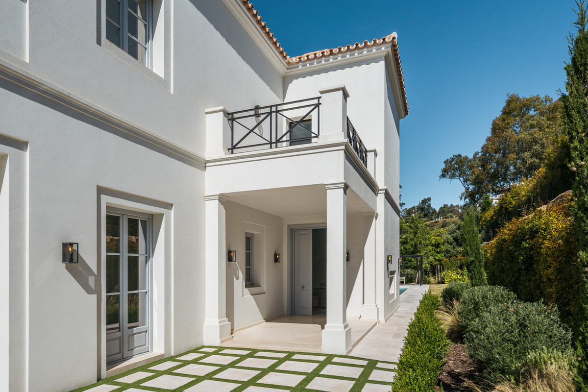 Huis te koop in Nueva Andalucía | 4 slaapkamers H5023585