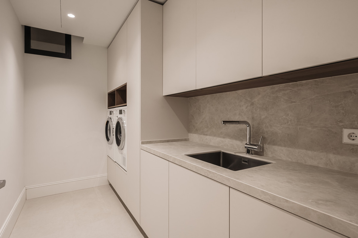 Huis te koop in Nueva Andalucía | 4 slaapkamers H5023585