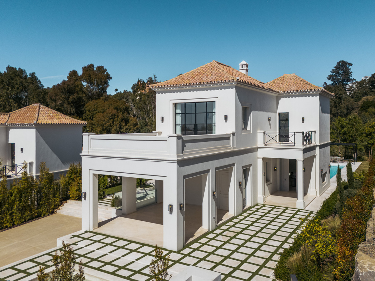 Huis te koop in Nueva Andalucía | 4 slaapkamers H5023585
