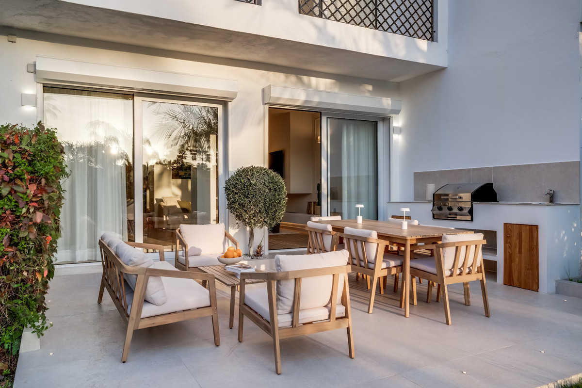 Huis te koop in Nueva Andalucía | 4 slaapkamers H5025991