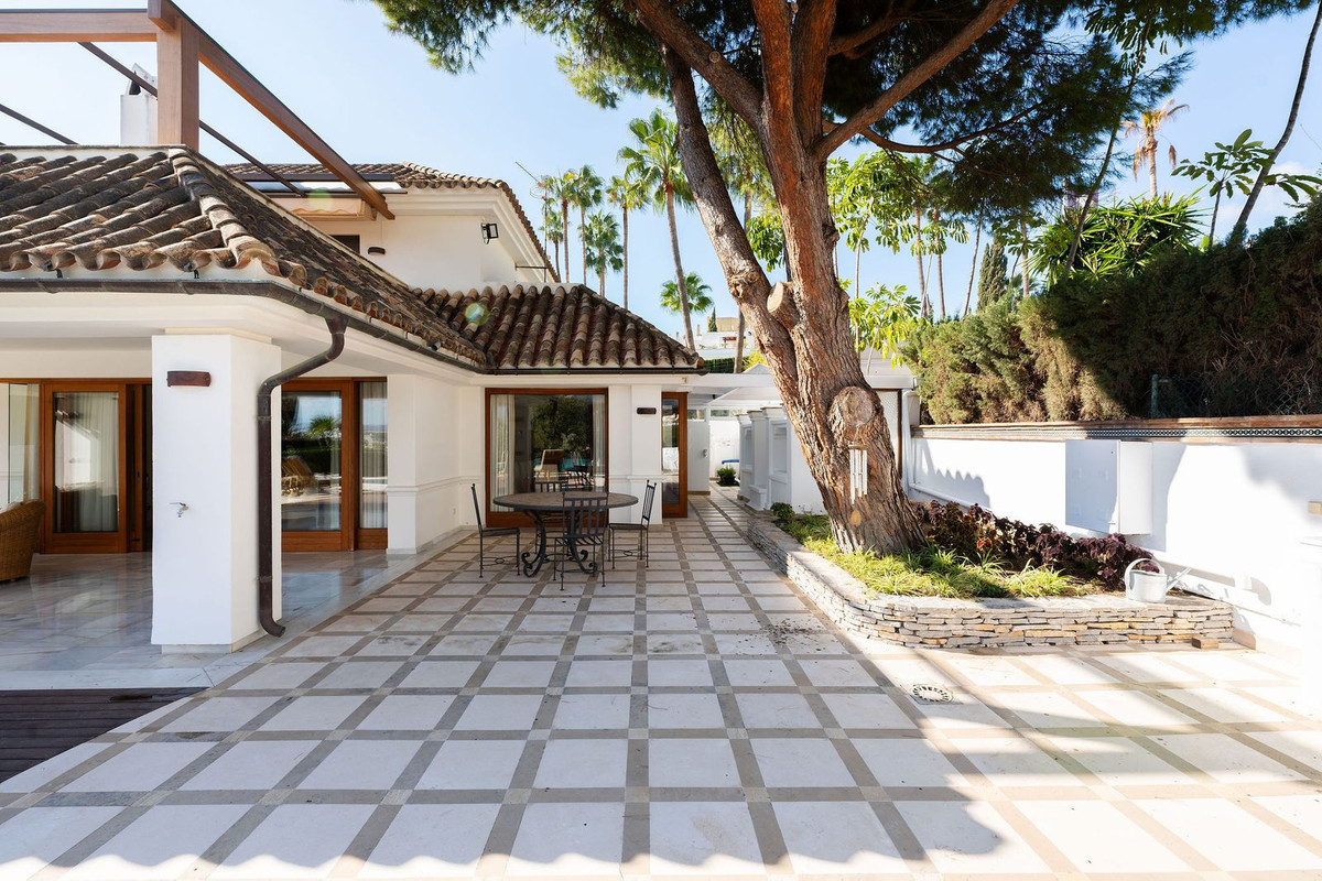 Huis te koop in Nueva Andalucía | 3 slaapkamers H5026135