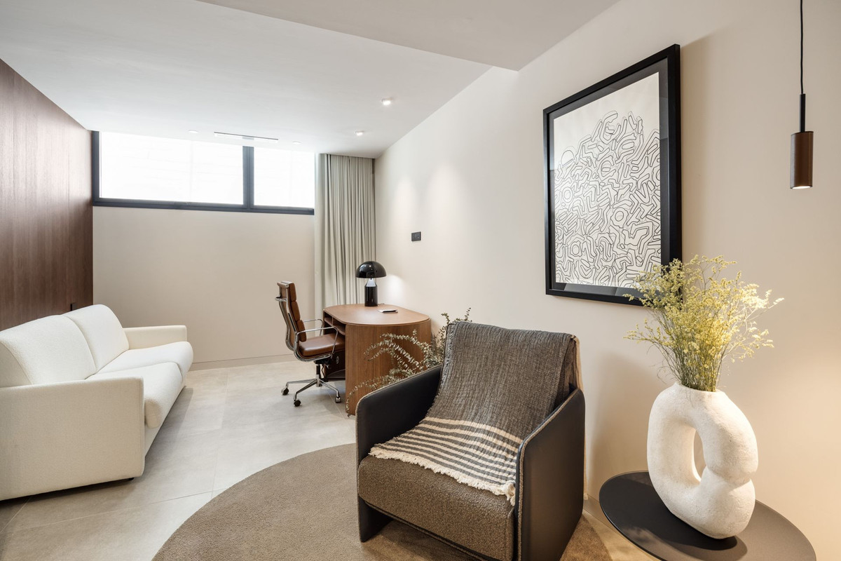 Huis te koop in Nueva Andalucía | 6 slaapkamers H5026396