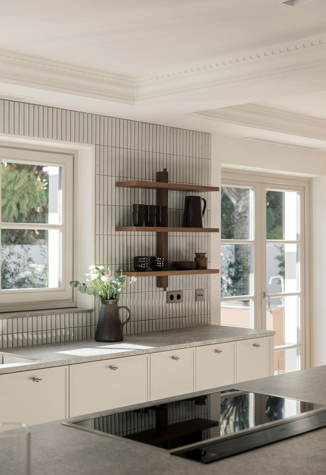 Property main view 64