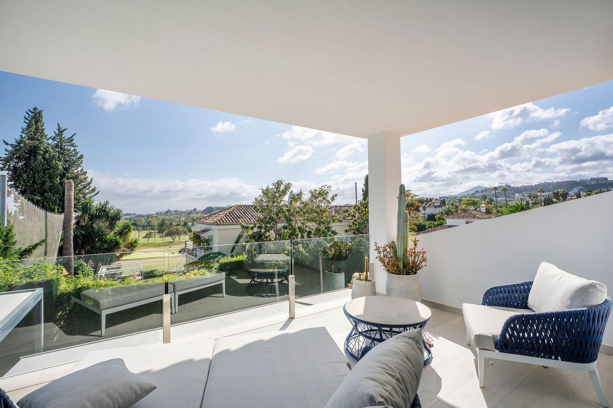 Vrijstaande Villa in Nueva Andalucía-19