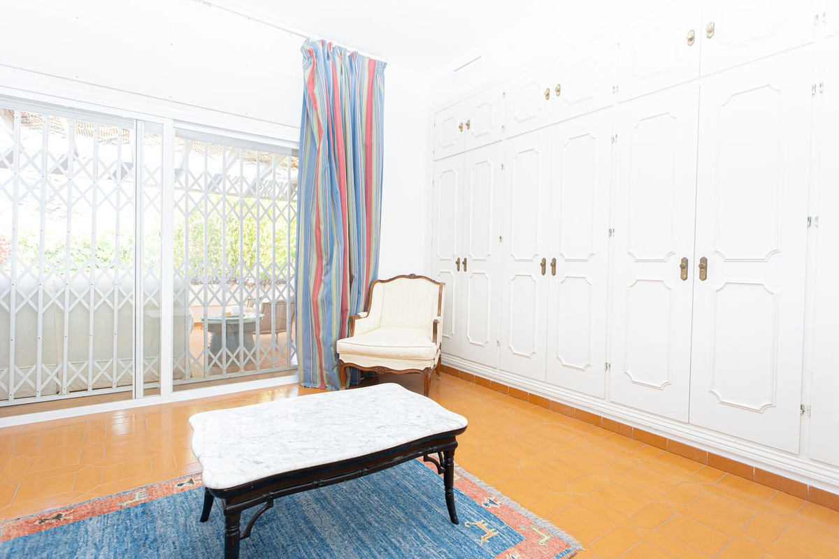 Property main view 33