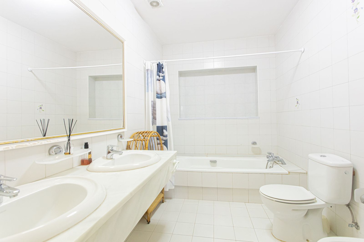 Property main view 40