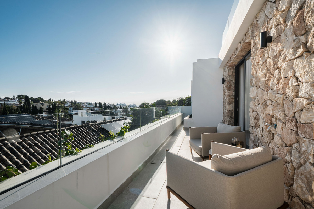 Huis te koop in Nueva Andalucía | 5 slaapkamers H5042401