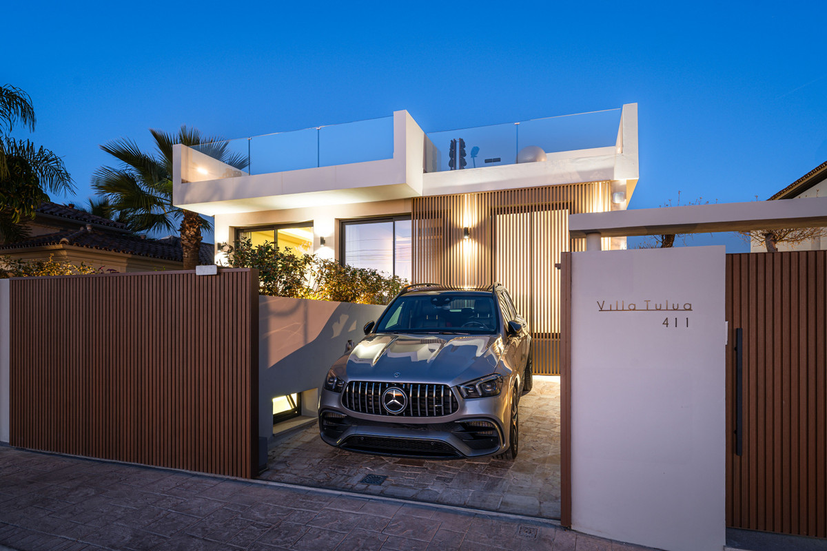 Huis te koop in Nueva Andalucía | 5 slaapkamers H5042401