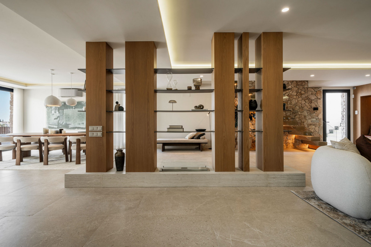 Huis te koop in Nueva Andalucía | 5 slaapkamers H5042401