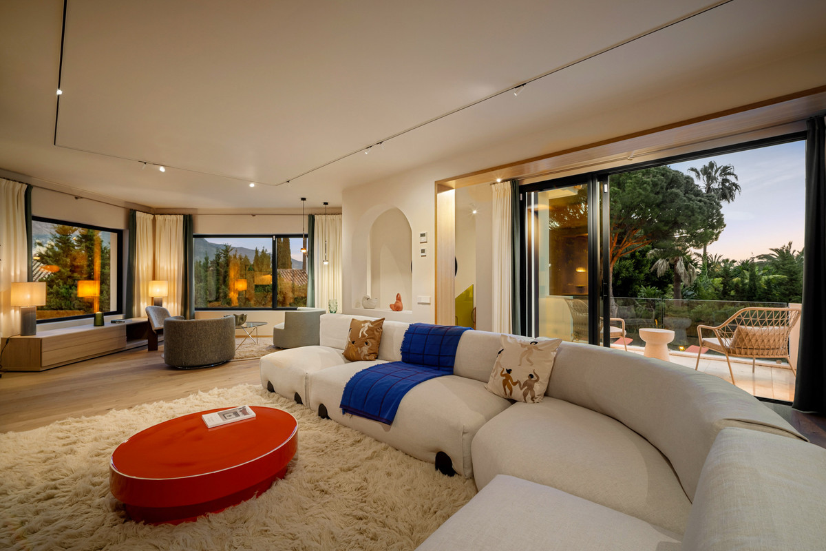 Huis te koop in Nueva Andalucía | 4 slaapkamers H5047858