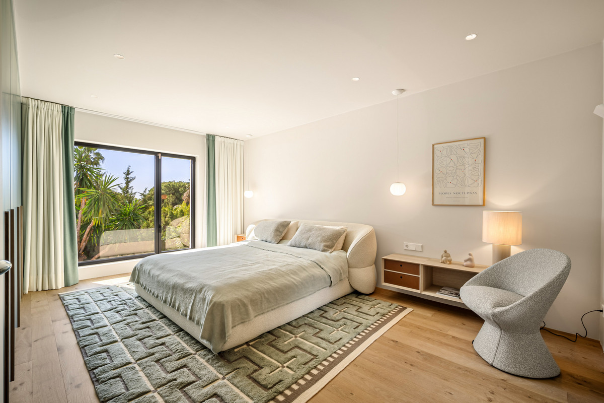 Huis te koop in Nueva Andalucía | 4 slaapkamers H5047858