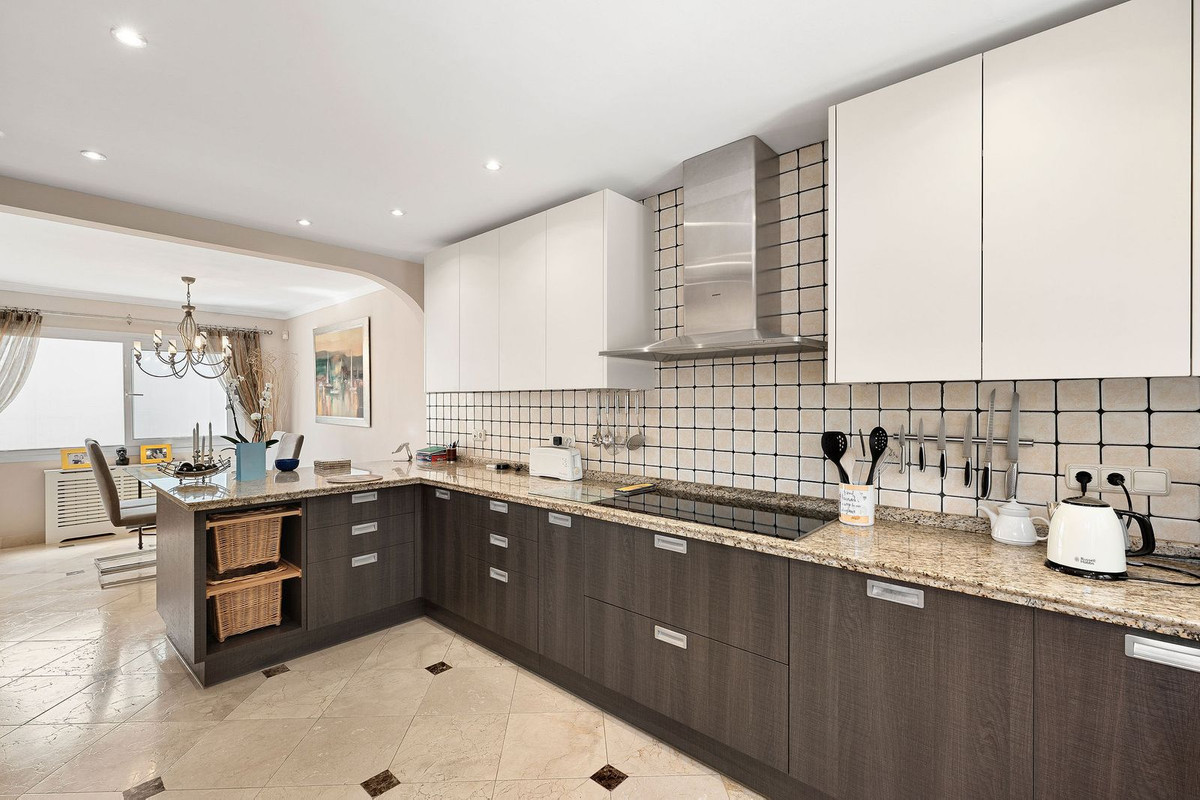 Huis te koop in Nueva Andalucía | 3 slaapkamers H5056648