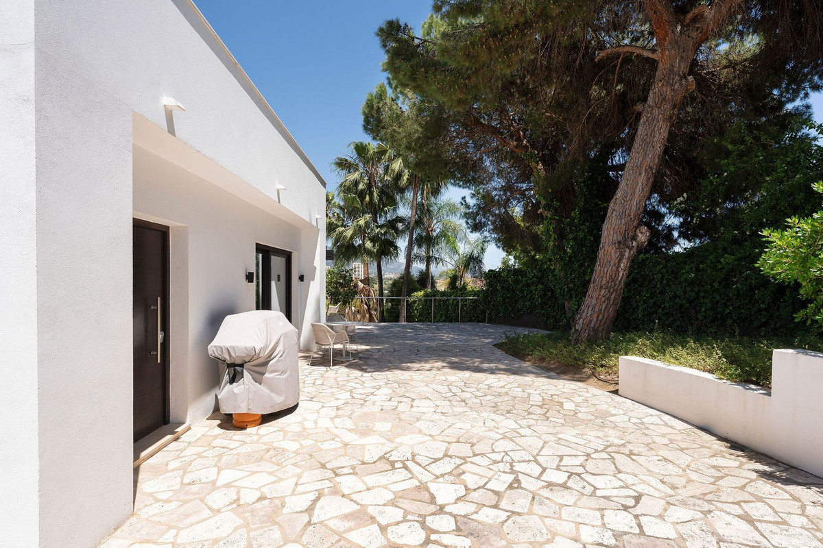 Huis te koop in Nueva Andalucía | 4 slaapkamers H5058385