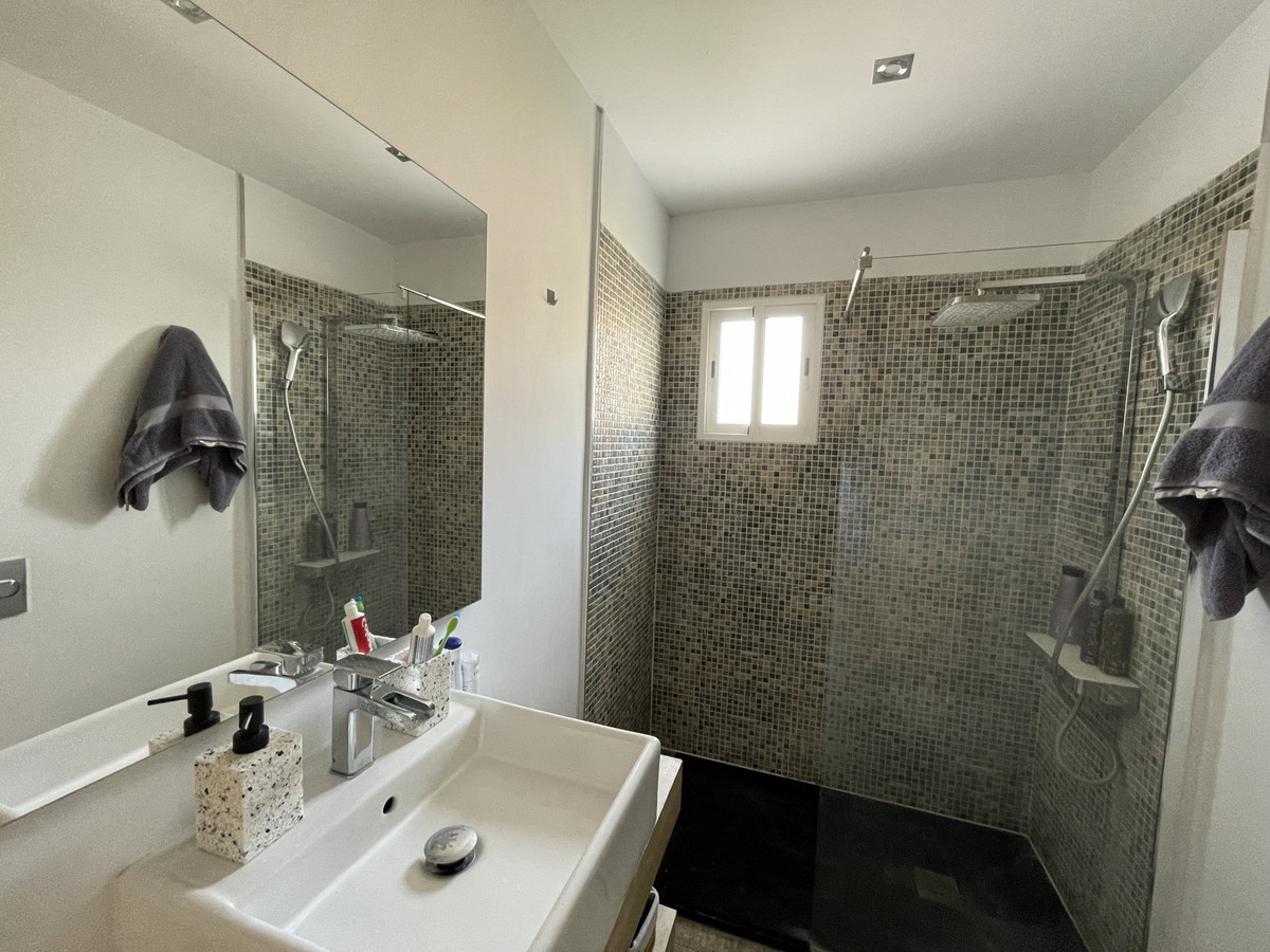 Property main view 32