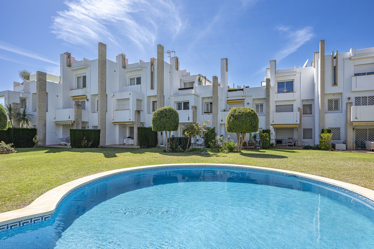Huis te koop in Nueva Andalucía | 3 slaapkamers H5065528